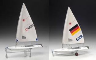 REV05459  Laser Sailing Boat & trailer    1:18