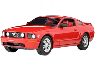 REV07355  FORD MUSTANG GT 2005