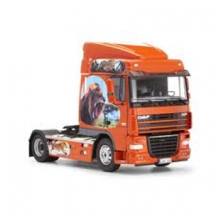 REV07496  DAF XF 105 Space Cab Truck