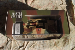 Master Fighter MF48574 15cm sIG.33 Hetzer Canon d'assaut