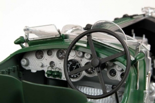 Airfix A20440  1930 BENTLEY 4.5 Litre Supercharged   1/12