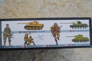 Italeri 6182 1944 Battle at Malinava Eastern Front