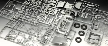 Revell 05633 1955 Mercedes-Benz 300 SLR Uhlenhaut Coupe