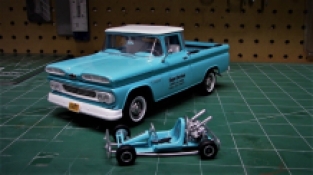 AMT 1063 1960 Chevy Custom Fleetside Pickup with Go Kart