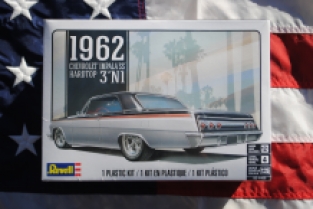 Revell 85-4466 1962 Chevrolet Impala SS Hardtop 3'n1