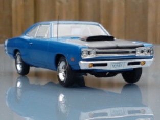 Monogram 85-4505 1969 DODGE SUPER BEE 2'n1 440 Six Pack