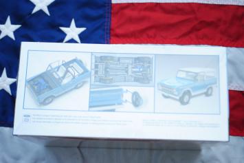 Revell 85-4320 1973 Ford Bronco