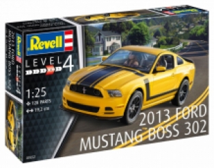 Revell 07652 2013 FORD MUSTANG BOSS 302