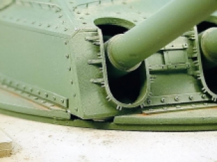 Accurate Armour FF76014 28cm Triple Gun Turret + Bunker