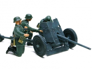 Dragon 6152  3.7cm PaK36/37 Gun with Wehrmacht Crew