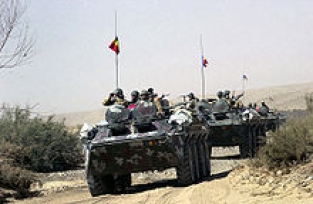 ZVE3587  BTR-70 with MA-7 turret