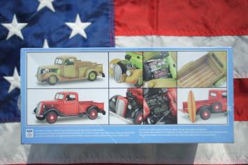 Revell 85-4516 '37 Ford Pickup with Surfboard 2'N1