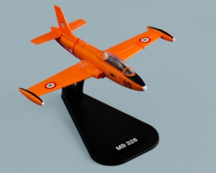 Italeri 48114  Aermacchi MB 326