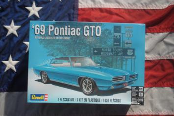 Revell 14530 '69 Pontiac GTO 