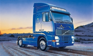 Italeri 0735 Volvo FH 16 Globetrotter