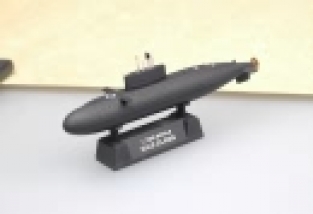 Hobby Boss 87002  Russian SSK KILO Class submarine