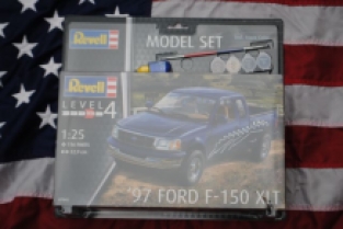 Revell 67045 '97 FORD F-150 XLT 