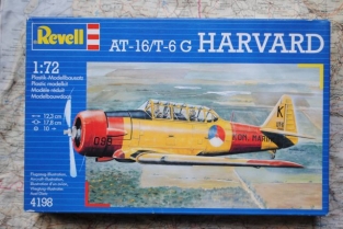 Revell 4198 AT-16 / T-6 G HARVARD