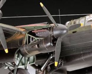 Revell 04295 Avro Lancaster B.Mk.III Special 