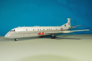 Airfix A12050  BAe NIMROD