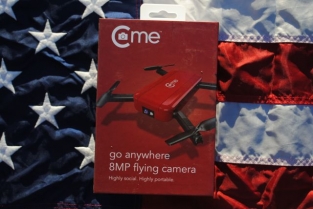 Revell 20052 C-me 8MP Flying Camera rood