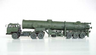 Trumpeter 00202    DF-21 Ballistic Missile Launcher