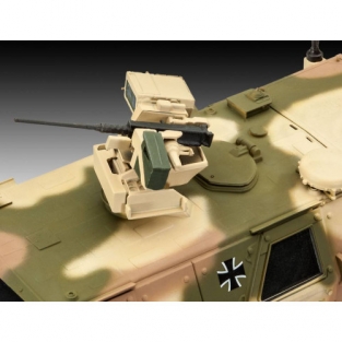 Revell 03242  Dingo 2 GE A3.3 PatSi