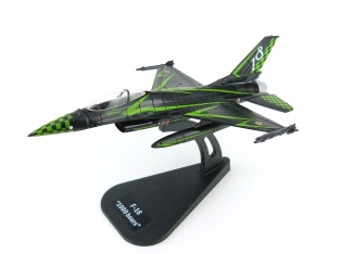 Italeri 48111 F-16 ADF 