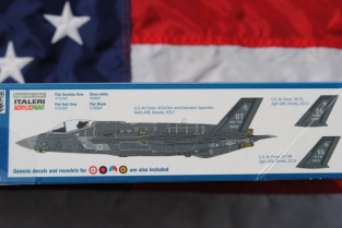 ITALERI 1:72 F-35A Lightning II Modelbouwset - Plastic Bouwpakket, 214 Mm Lengte, Ongelakt