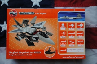 Airfix J6005 QUICK BUILD F22 RAPTOR