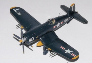 Revell 04143 F4U-5 CORSAIR