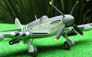 Airfix 02018 FAIREY FIREFLY Mk.V