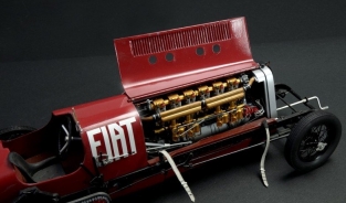 Italeri 4701 FIAT MEFISTOFELE 2106 c.c.