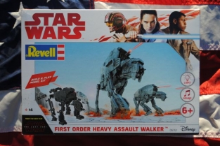 Revell 06761 FIRST ORDER HEAVY ASSAULT WALKER