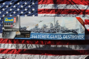 Revell 05150 FLETCHER CLASS DESTROYER USS Frank Fletcher