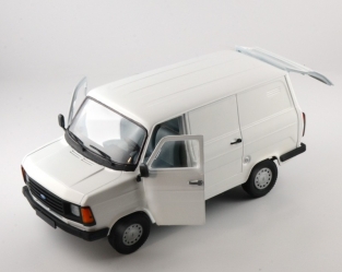 Italeri 3687 FORD TRANSIT Mk.2