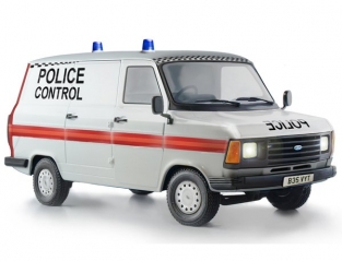 Italeri 3657 FORD TRANSIT UK POLICE