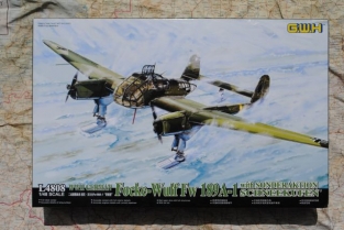 Great Wall Hobby L4808 Focke-Wulf Fw 189A1 with Sonderaktion Schneekufen