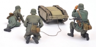 Tamiya 35357 GERMAN ASSAULT PIONIER TEAM & GOLIATH SET