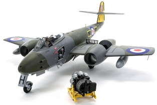 Airfix A09182 GLOSTER METEOR F.8