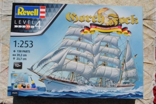 Revell 05695 GORCH FOCK Échelle 1:253