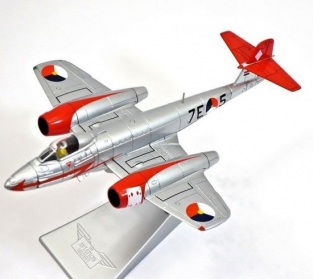 Corgi AA35006  Gloster Meteor F.8 