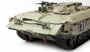 Hobby Boss 83856 IDF Achzarit APC - Early Type