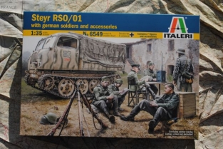 Italeri 6549 Steyr RSO/01 with German Soldiers and Accessories