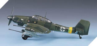 Academy 1641 Junkers JU-87G-1 STUKA 