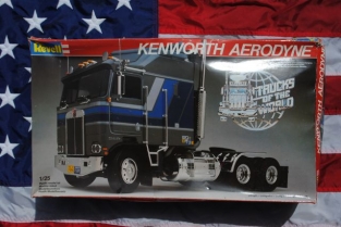 Revell 07413 KENWORTH AERODYNE