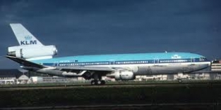 REV04245  BOEING 737-800 KLM