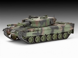 Revell 03193  LEOPARD 2A4/A4NL