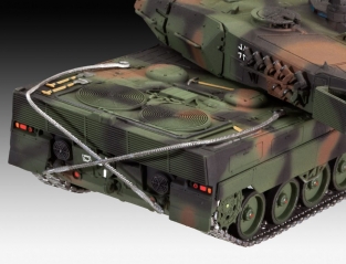 Revell 03180  LEOPARD 2A6 / A6M