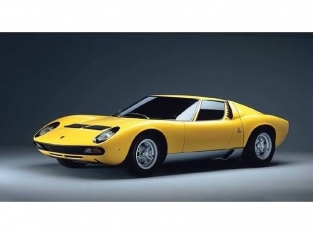 Italeri 3686 Lamborghini MIURA